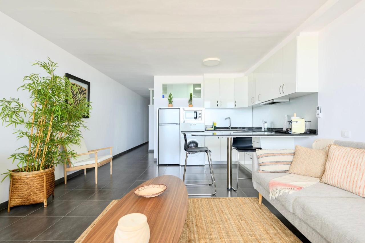 San Bartolomé Charming 2 Bedroom Retreat With Beachfront Views מראה חיצוני תמונה