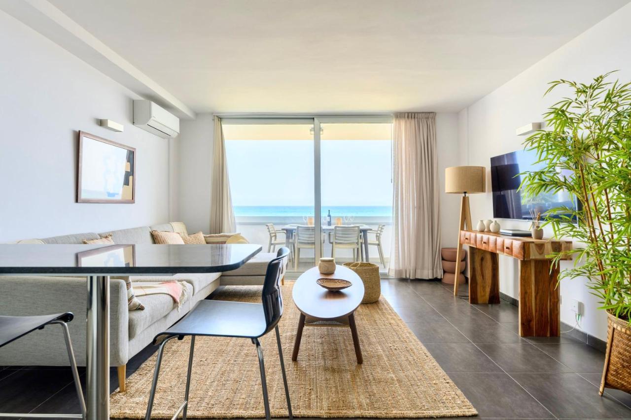 San Bartolomé Charming 2 Bedroom Retreat With Beachfront Views מראה חיצוני תמונה
